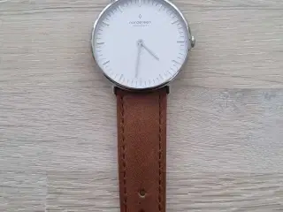 Nordgreen ur med smuk rem