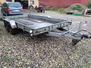 Maskintrailer/autotrailer