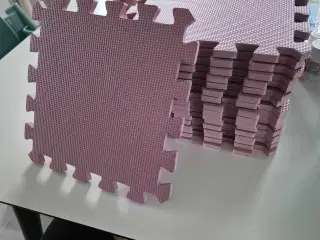 Skumlegegulv Bekids, Støvet Rosa