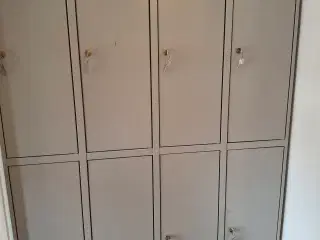 Garderobeskab/arbejdsskab