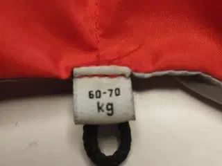 Svømmevest sælges