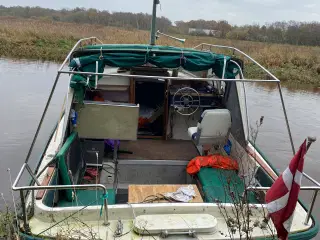 Mørebas 8400