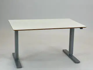 Hæve-/sænkebord fra Scan Office