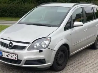 Opel Zafira 1.8 7 Personers