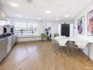 Kontorlejemål på 645 m²