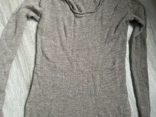 FUB - uld bluse