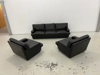 Arne Norell sofagruppe i Dark Brown læder.