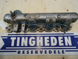 Ford 7710 Manifold E7NN9425BB