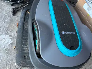 Robotplæneklipper Gardena sileno city
