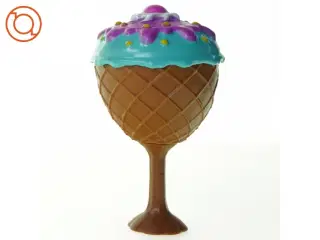 Dukke i is fra Emco (str. 15 x 9 cm)