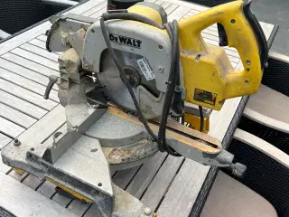 DeWalt Kapsav