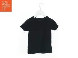 T-Shirt fra VRS (str. 104 cm)