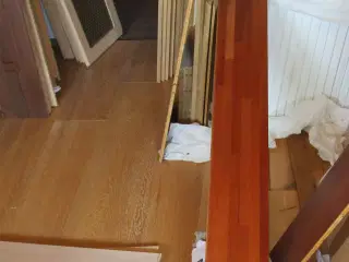 TRÆGULV KIRSEBÆR LAK