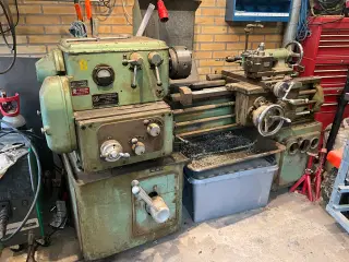Metaldrejebænk