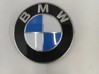Emblem -BMW- Ø82MM For B51147463684 BMW G30 G31 G32 GT X3 (G01) G38 F90 M5 X4 (G02) G15 G20 Z4 (G29) G14 X3 (G08) X3 M (F97) X4 M (F98) G21 G16 Gran