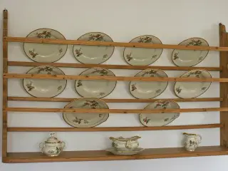 Tallerkenrække i fin stand