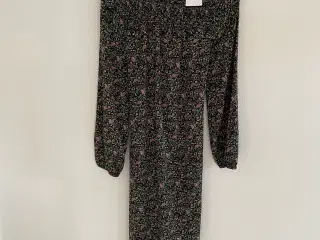 Kjole Str XS .Ny .Pris 30kr