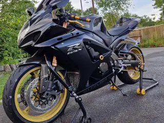 Suzuki GSXR 1000CC K8