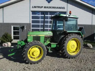 John Deere 2040 med frontlift - meget handy traktor