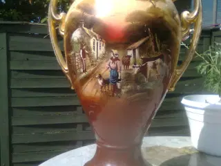 vase med låg
