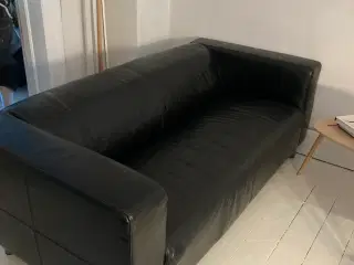 Sofa i sort læder