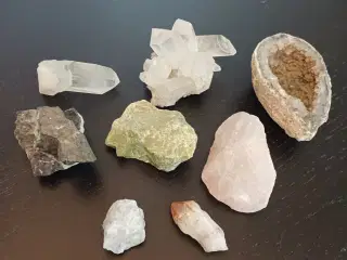 Samling af krystaller 