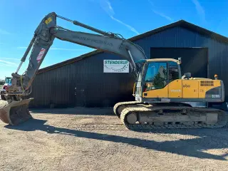 Volvo EC210