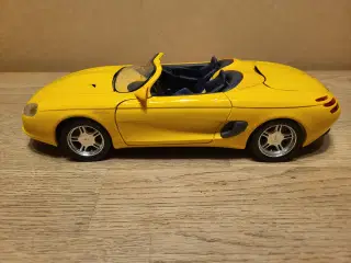 Modelbil, Ford Mustang Mach lll - 1994, skala 1/18