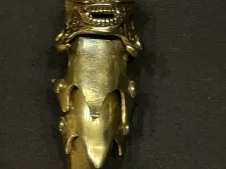 Fingersmykke med djævlehoved