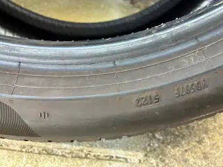 Pirelli dæk 2stk 245/40-18 2stk 225/45-18