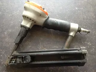 Beslagssømpistol