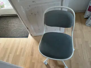 Skrivebordsstol