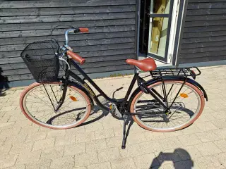 Mustang cykel helt ny