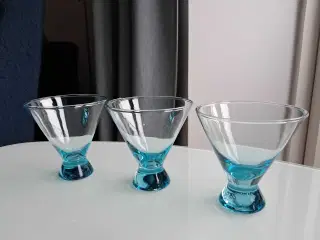 Martini glas, lyseblå, 3 stk.