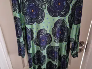 Marimekko/ kjole i flotte farver. 