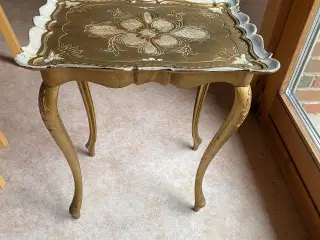 Sidebord i guld
