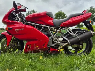 Ducati 800 SS