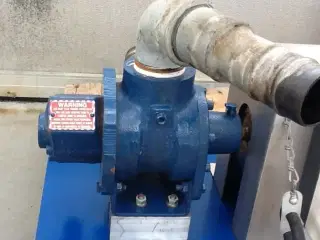 - - - Gormann-Rupp, Model GMS2GF 4-B