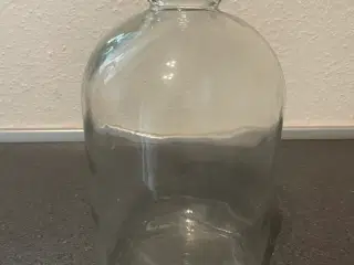 Stor glasflaske