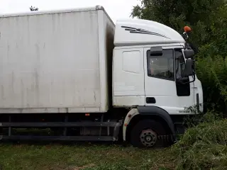 Iveco 13-280 årg2005 hel el i dele. sælges. u-pap.