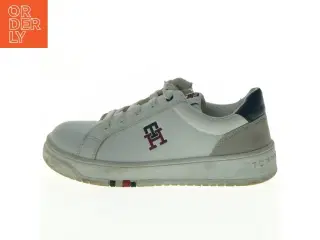 Sneakers fra Tommy Hilfiger (str. 35)