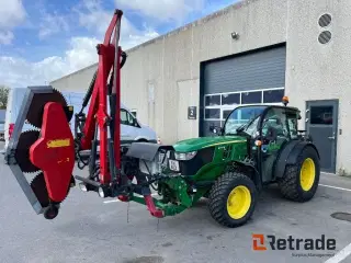 John Deere 5075 GL 4WD traktor med Elkær HS1750 sav.