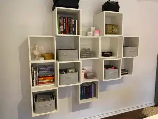 Flot hvid modulopbygget reol fra IKEA