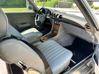Mercedes SL 380