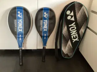 2 fine YONEX tennisketchere m. cover og taske