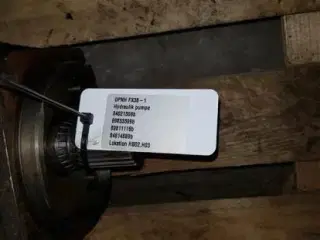New Holland FX38 hydraulik pumpe 84814889