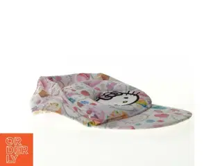 Hello kitty kasket fra H&M (str. 110)