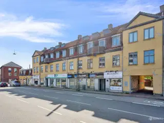 Lyse og praktiske lager- og kontorkvadratmeter