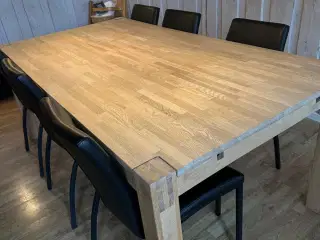 Flot sæbebehandlet egetræsbord