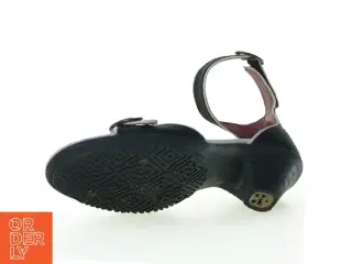 Sandal fra Fly London (str. 38)
